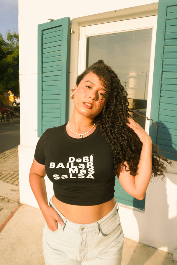 DEBI BAILAR MAS SALSA - BABY TEE/CROP TOP